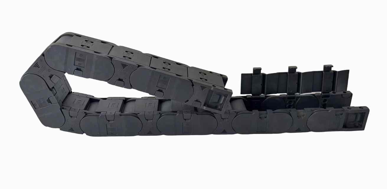 Heavy duty side opening inner height 35mm cable carrier